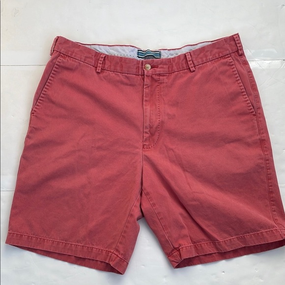 Peter Millar Faded Wash Red Flat Front Shorts Versatile Summer Essential Size 38 - Picture 1 of 9
